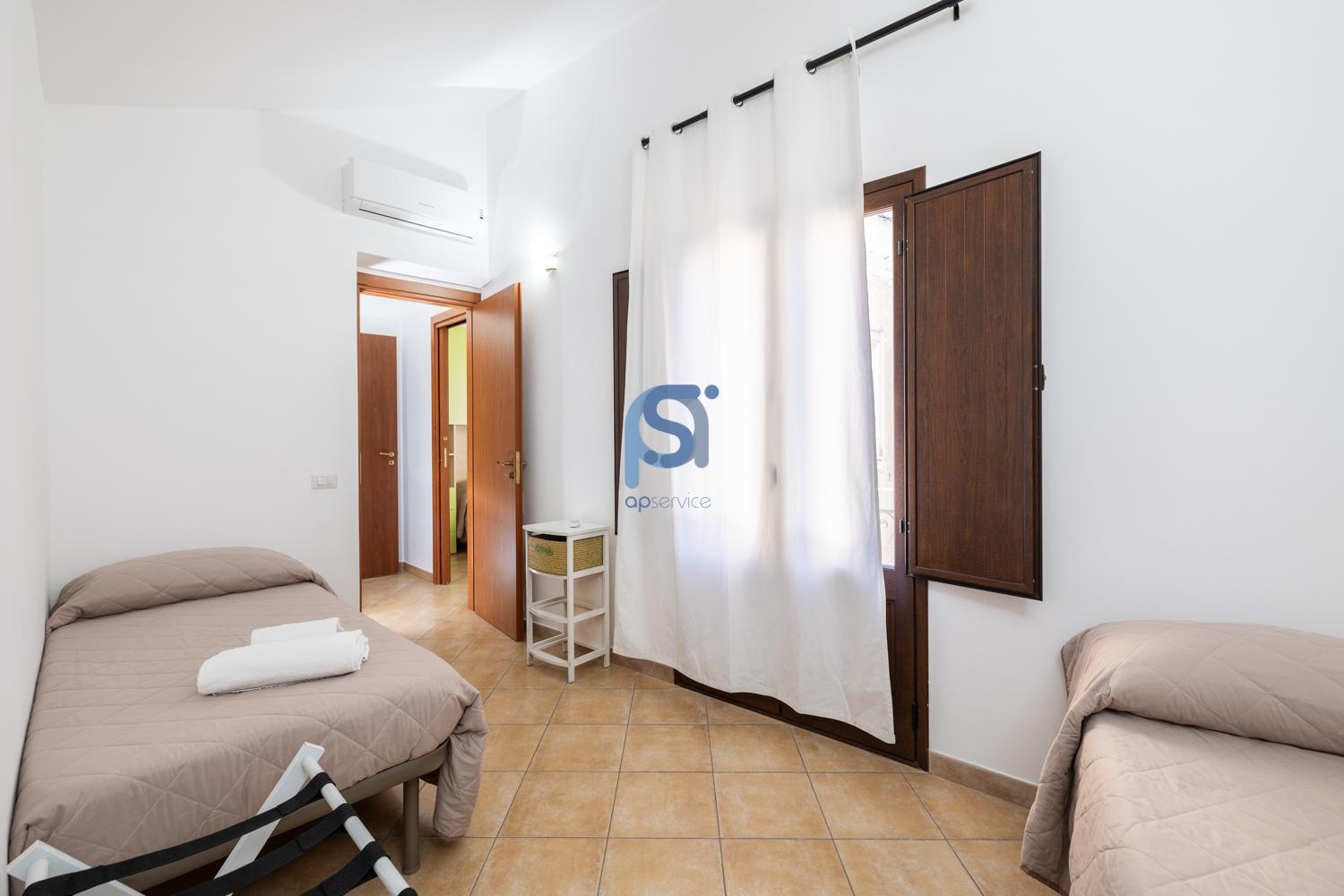 Ni Ni Apartments Cefalù Eksteriør billede
